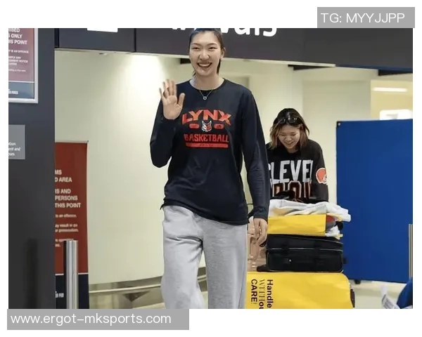 打球风格老练敏捷融入，韩旭顺畅习惯澳洲联赛，成为球队票房确保